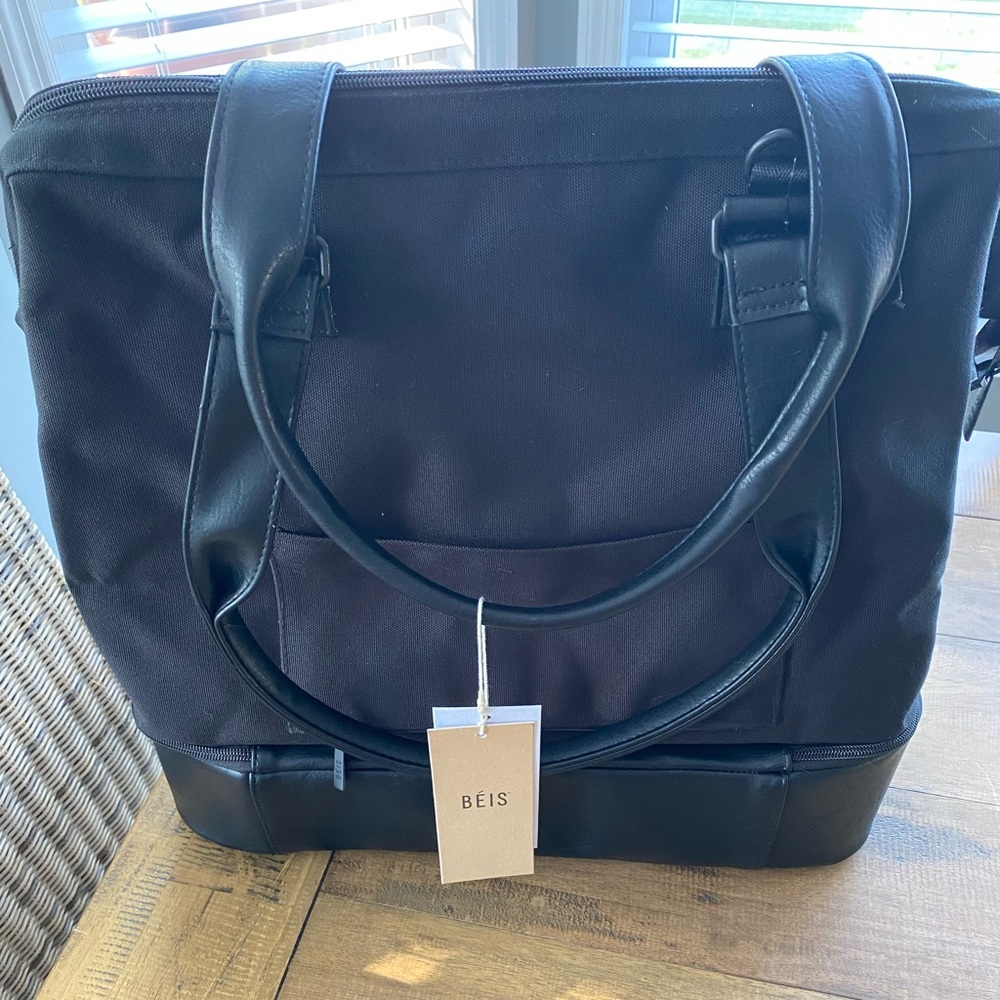 Beis The Mini Weekender bag